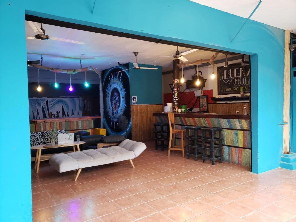 Buena Nota Hostel Jaco Exterior photo